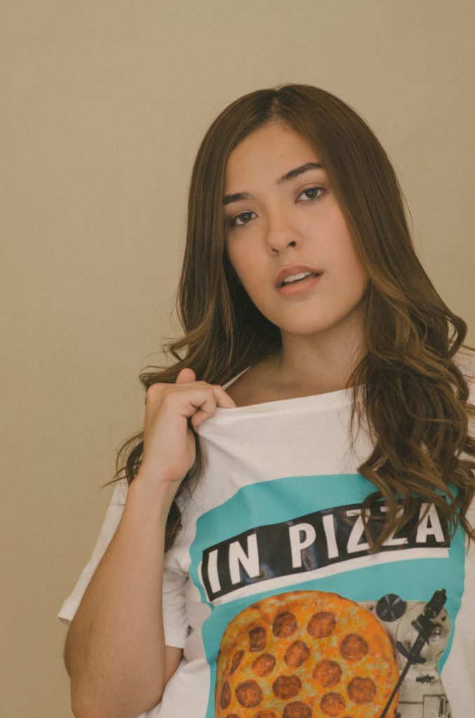 Erika Kristensen (Pizza Session)