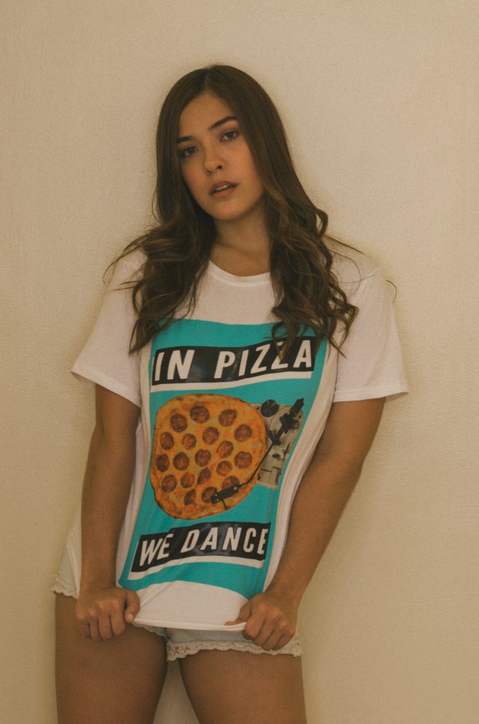 Erika Kristensen (Pizza Session)