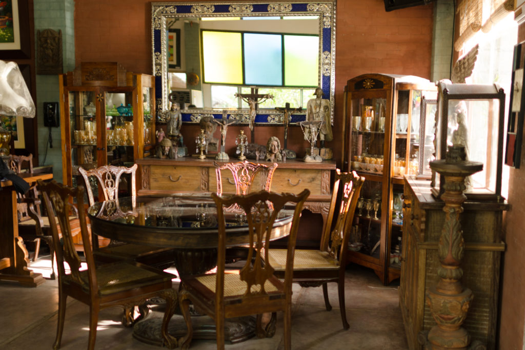 Bravo Filipino Magazine: Bahay ni Ligaya & Antiques