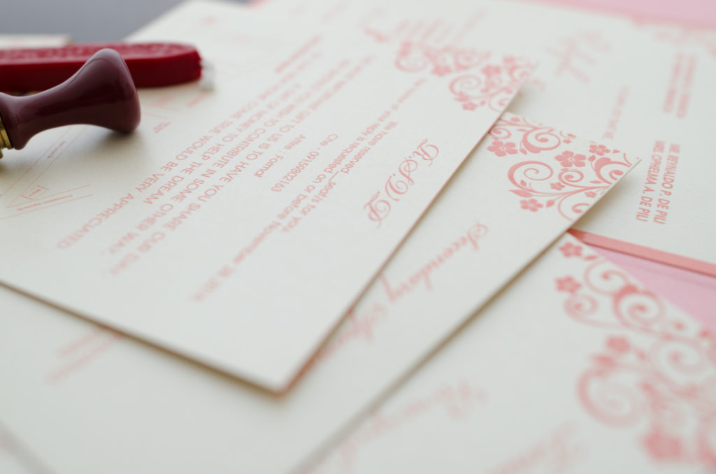Glam Prints & Favors