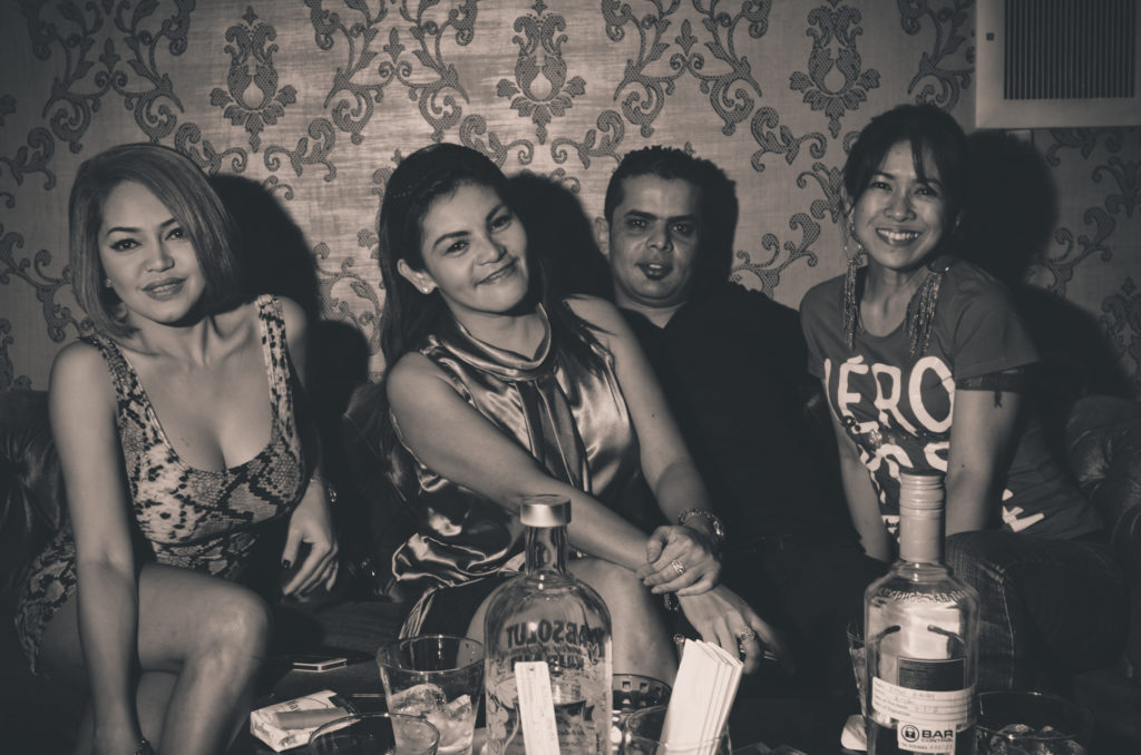 Privé Luxury Club